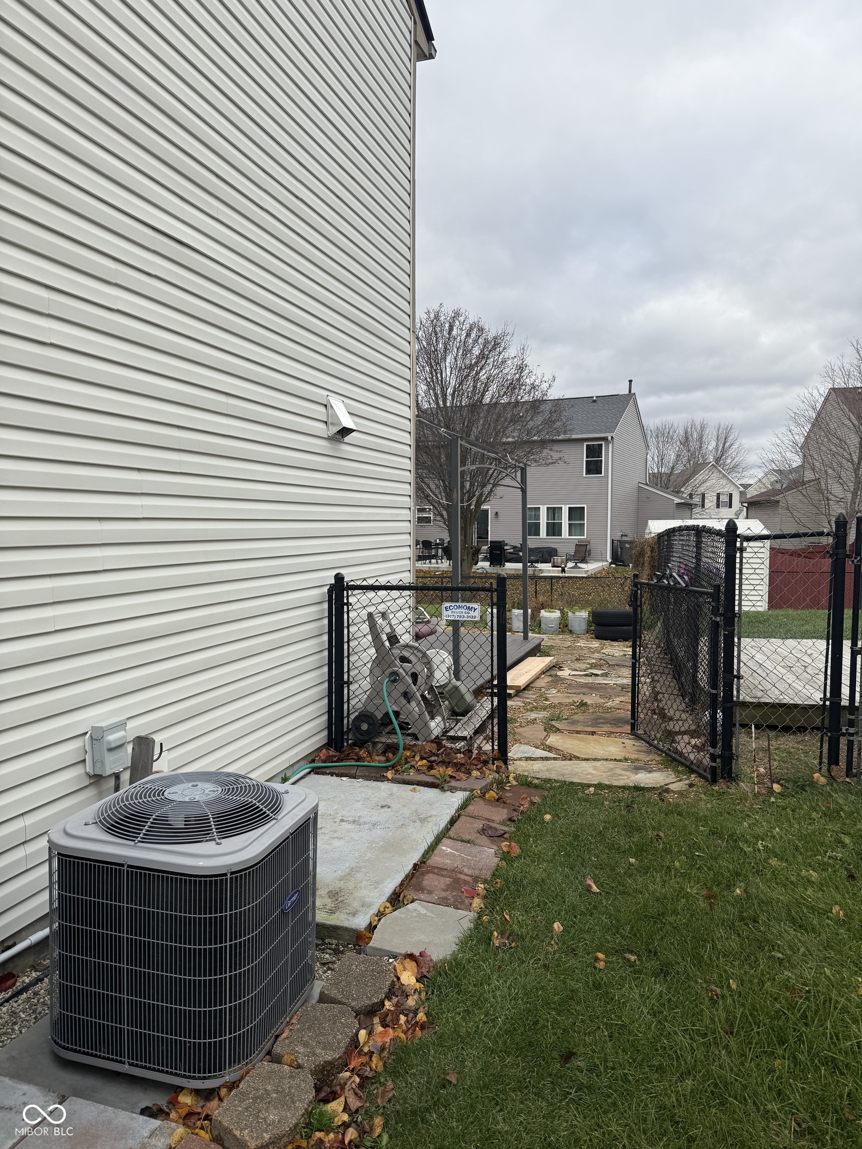 6716 Smithfield Boulevard