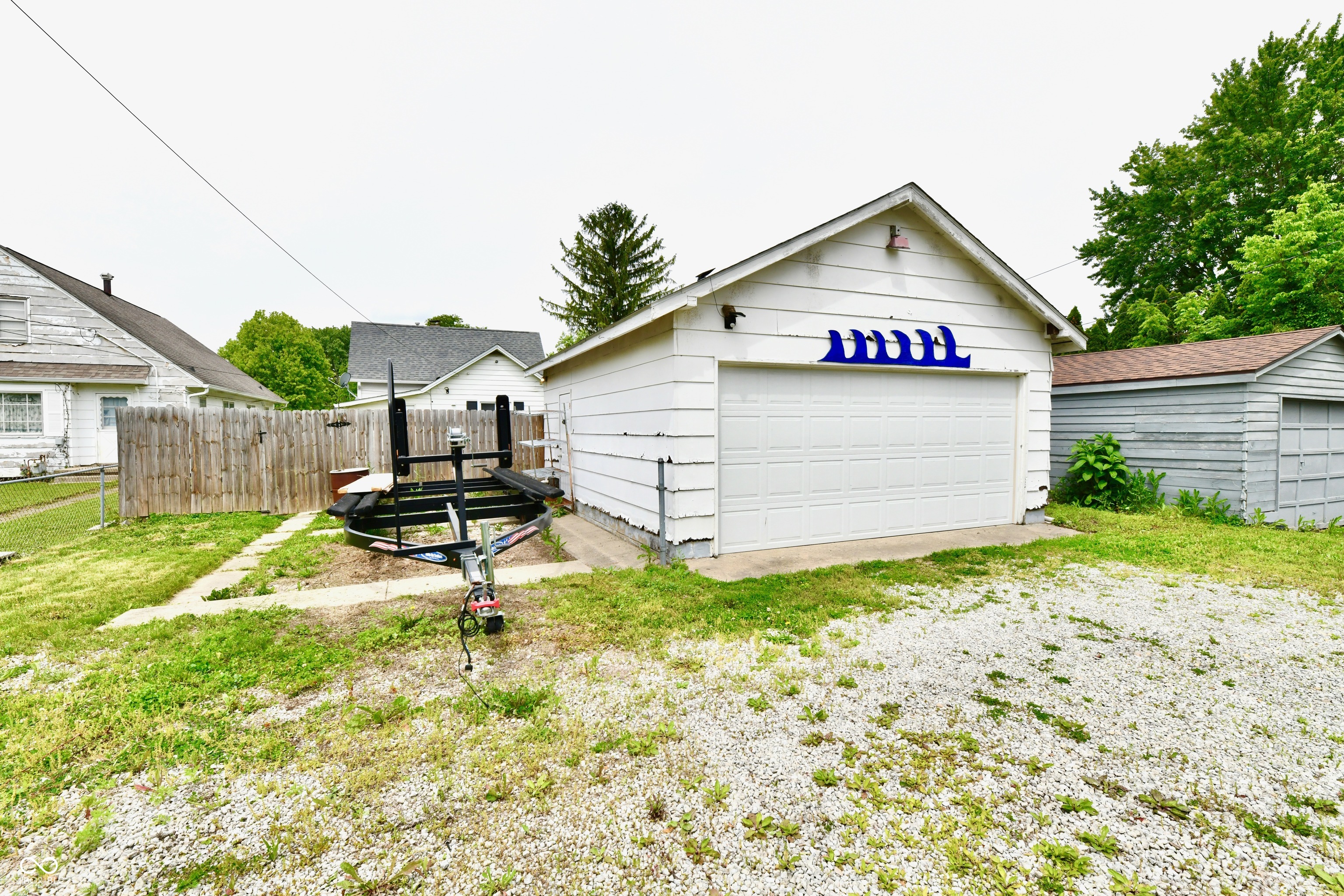 469 S Peru Street