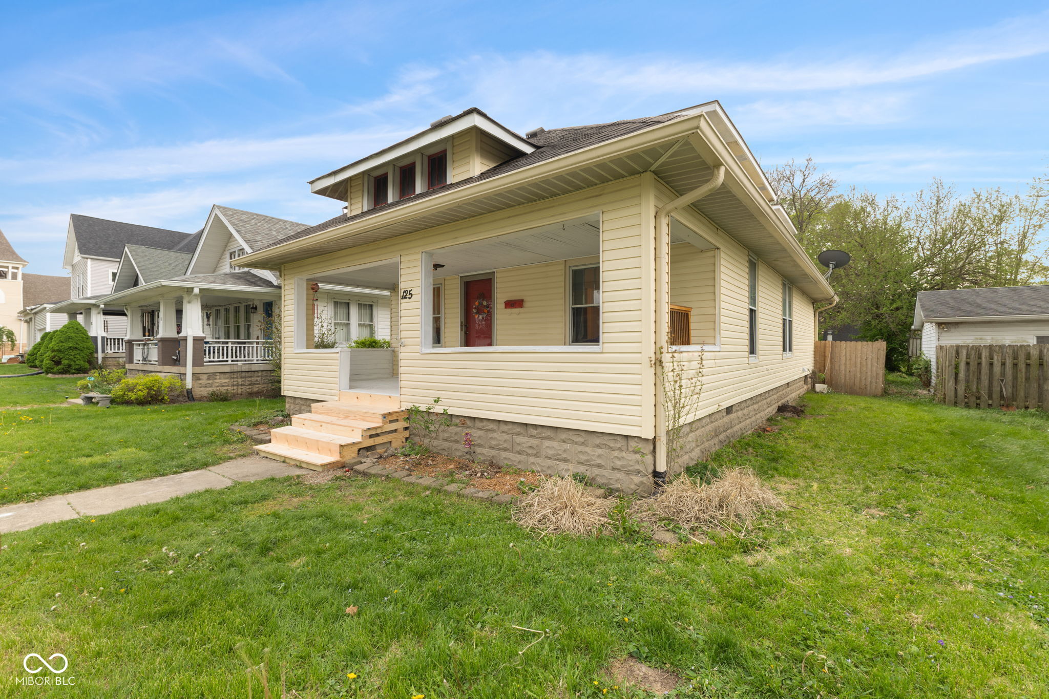 125 W Harrison Street