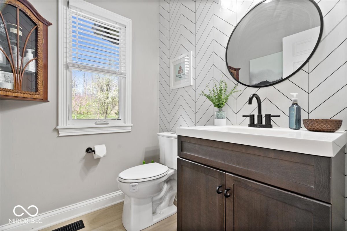 Fishers, Indiana, 46040, United States, 4 Bedrooms Bedrooms, ,5 BathroomsBathrooms,Residential,Active,2035674