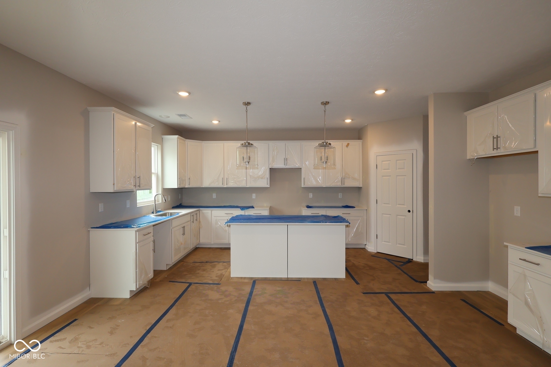 4226 Hayden Valley Drive
