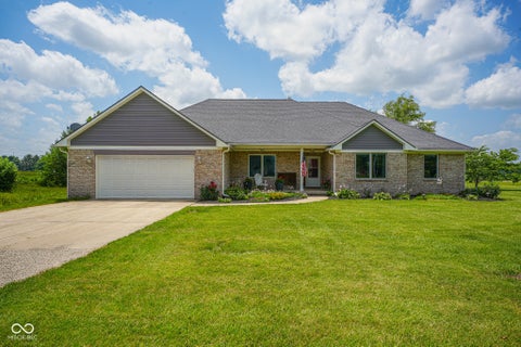 Photo of 4946 S State Road 75, Jamestown, IN 46147 (MLS # 22112898)