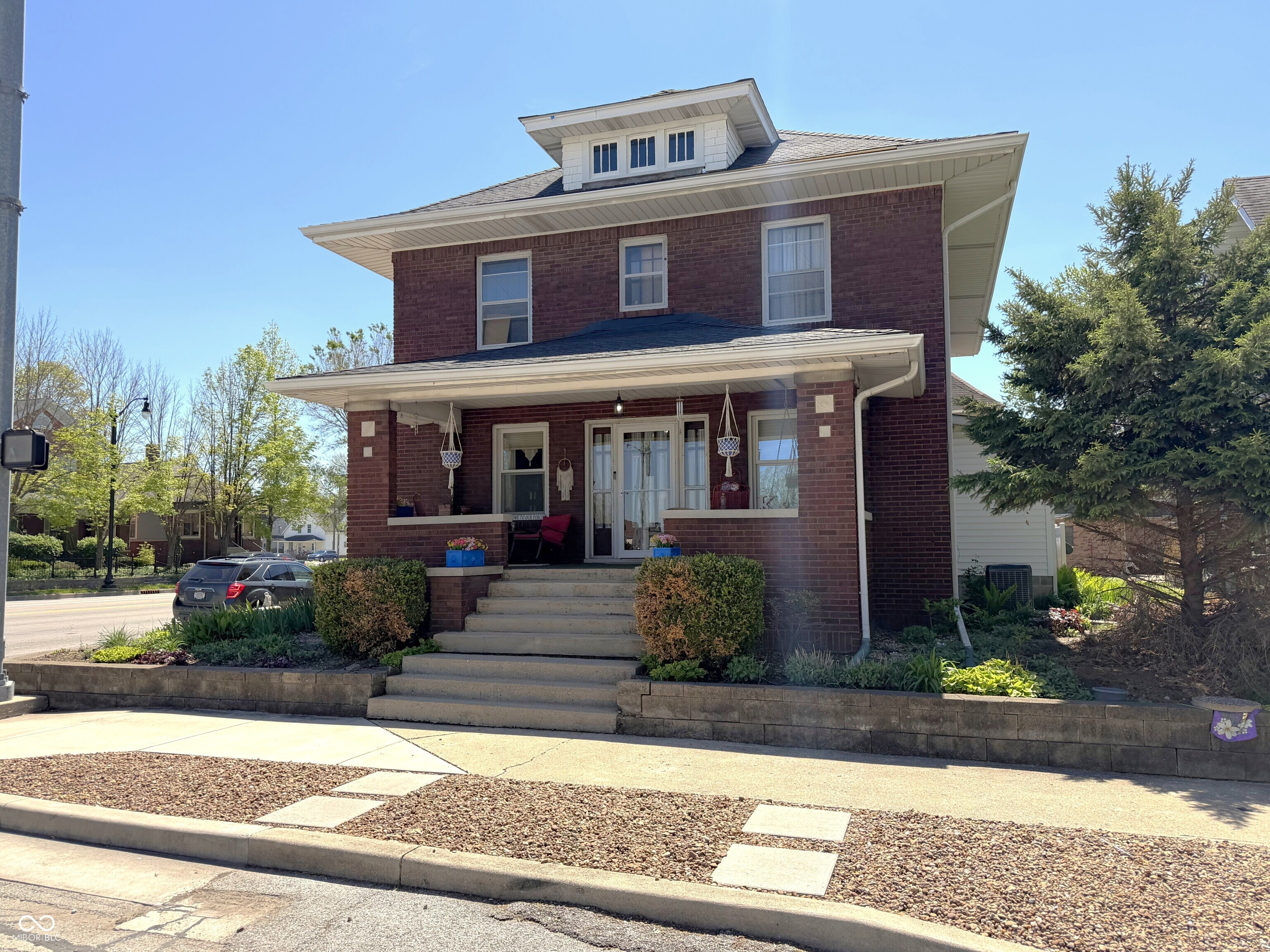 501 S Washington Street