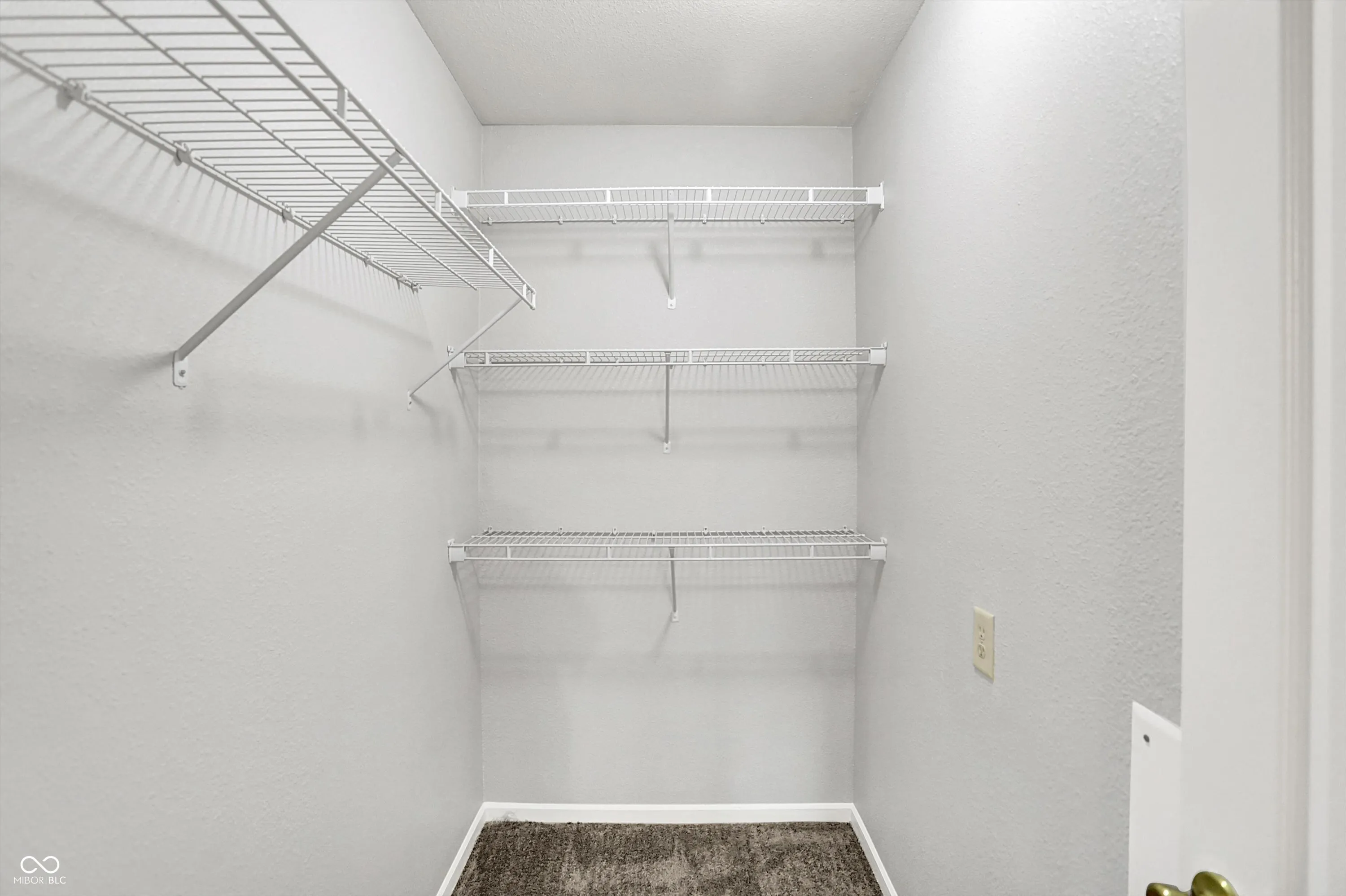 Noblesville, Indiana 46060, United States, 3 Bedrooms Bedrooms, ,2 BathroomsBathrooms,Residential,Active,173109