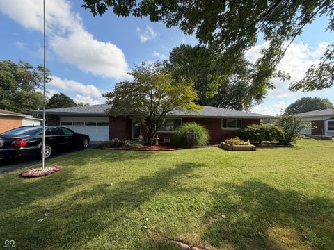 Photo of 2315 Cardinal Drive, Indianapolis, IN 46227 (MLS # 22125761)