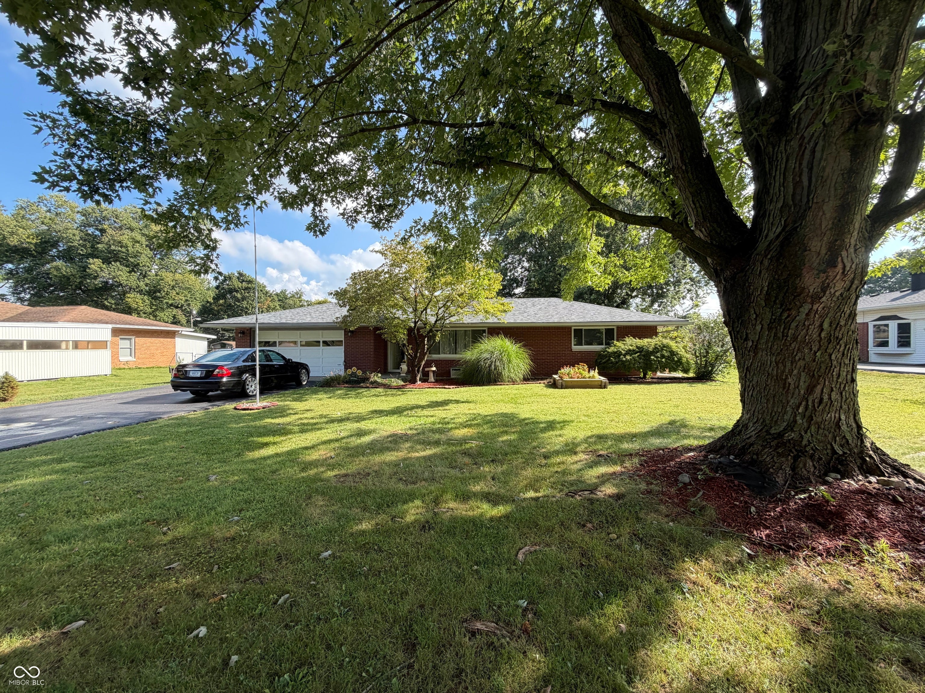 2315 Cardinal Drive