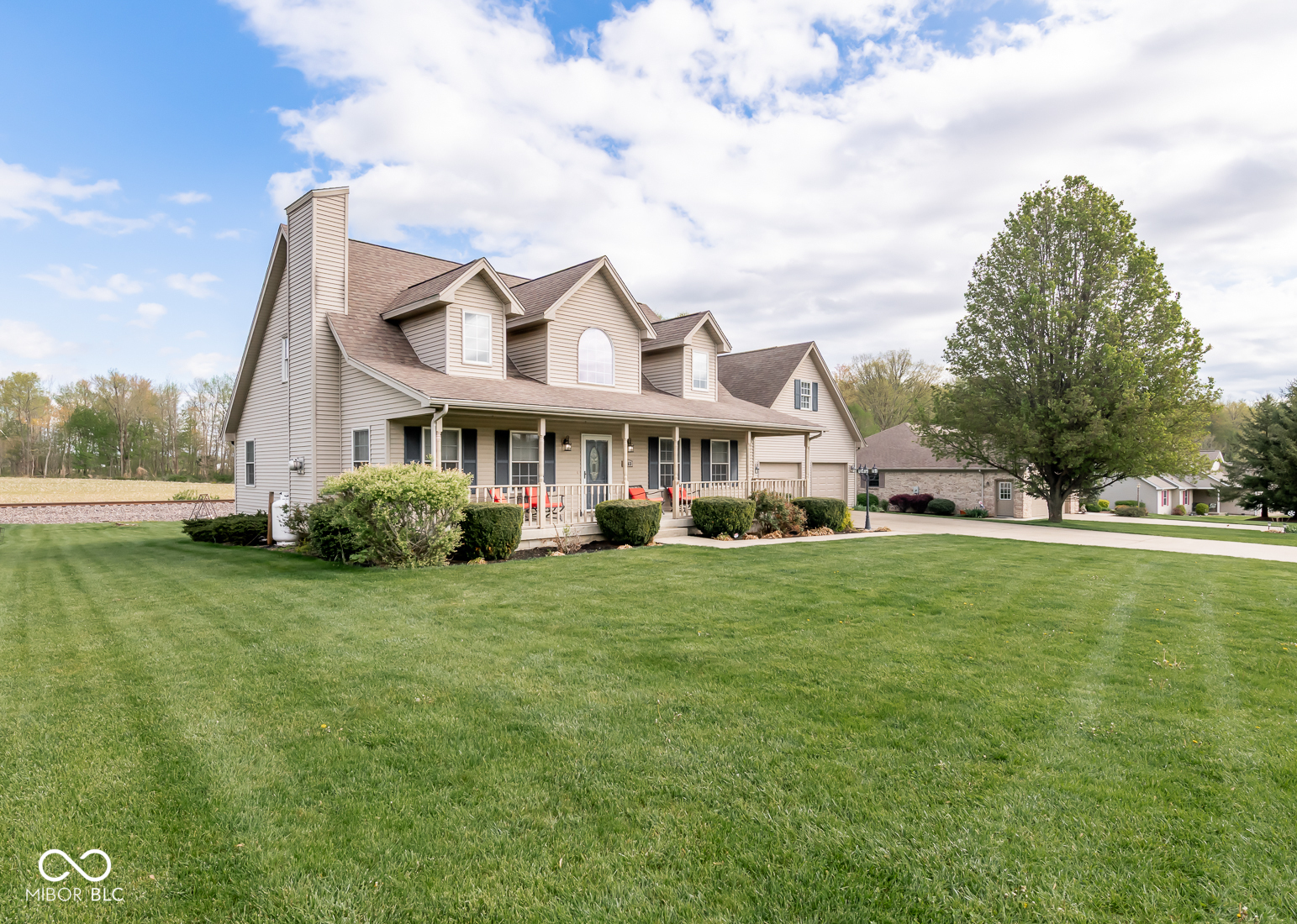 2863 Whitney Way