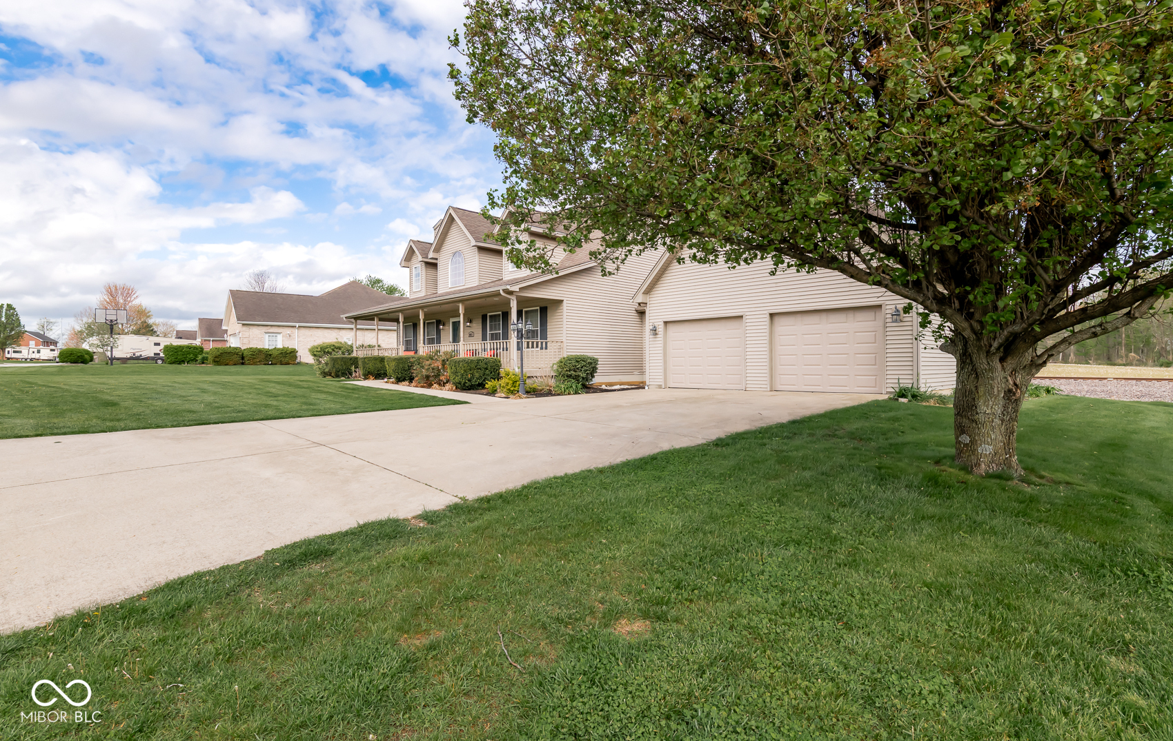 2863 Whitney Way