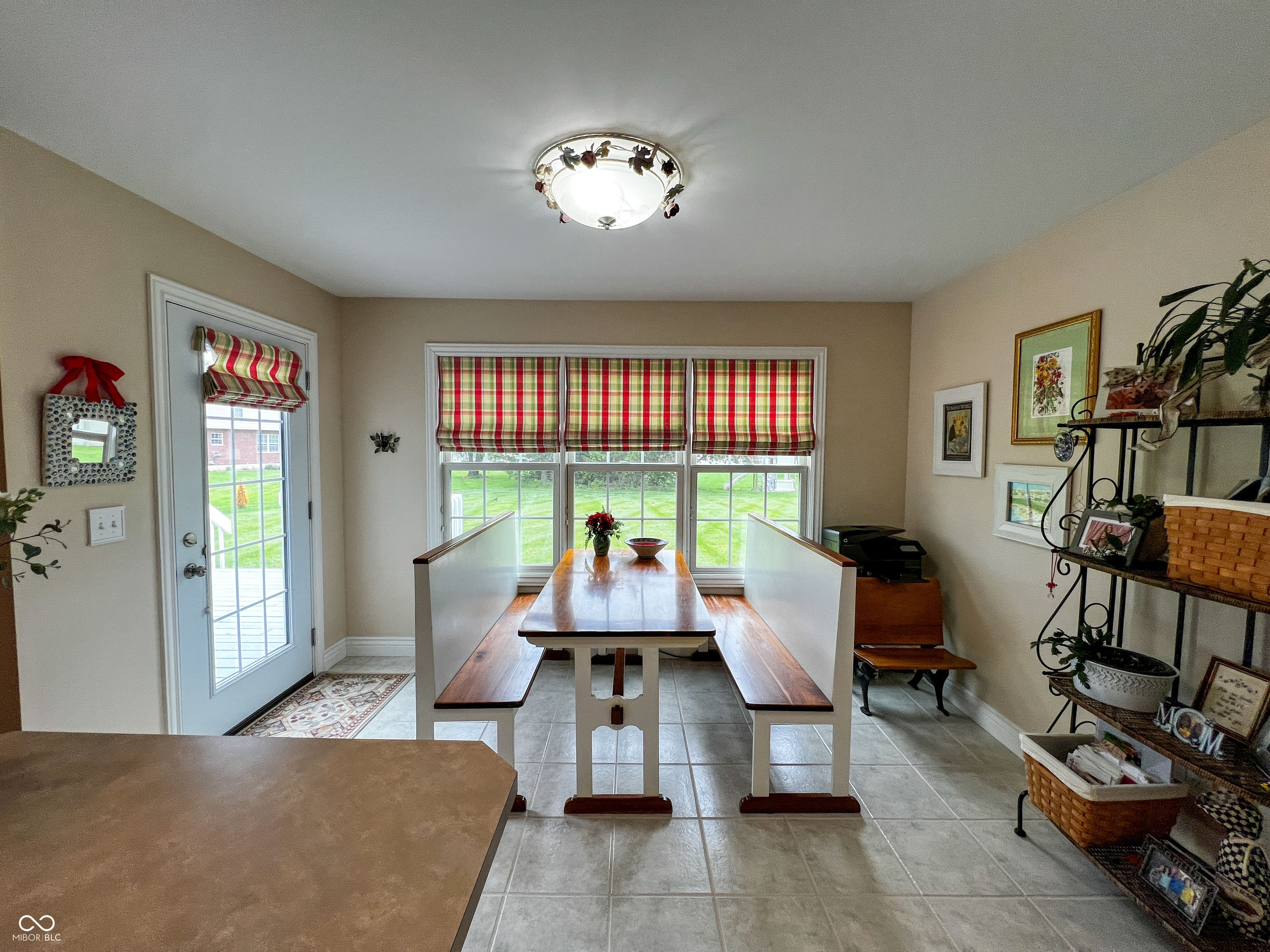 280 Arlington Drive
