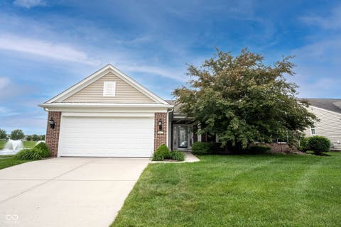 Photo of 16275 Oakford Trail, Fishers, IN 46037 (MLS # 22097682)