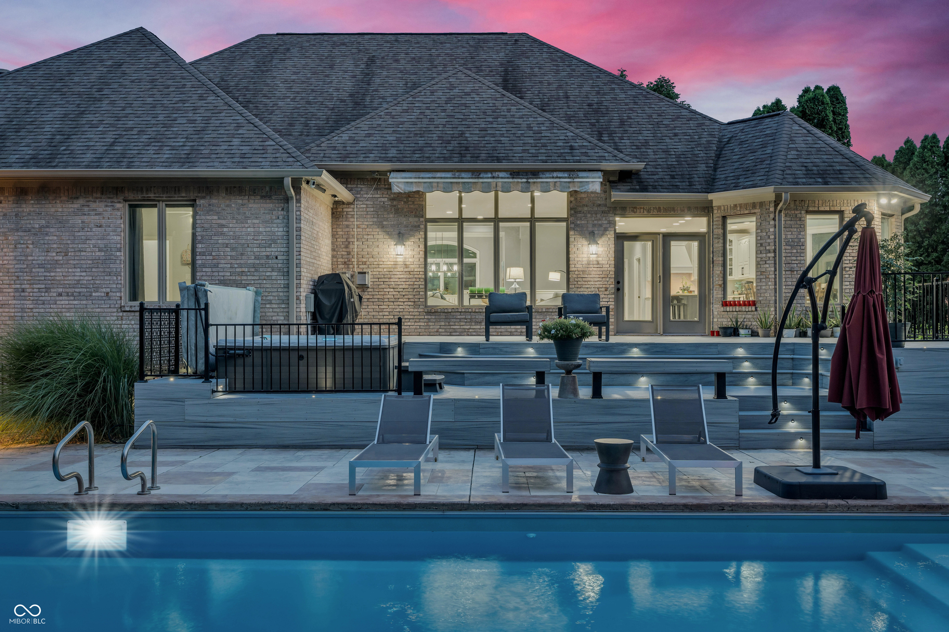 3794 Lomond Court