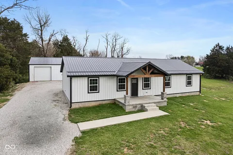 5638 N Terry Road, Austin, IN 47102 - MLS#: 22032307