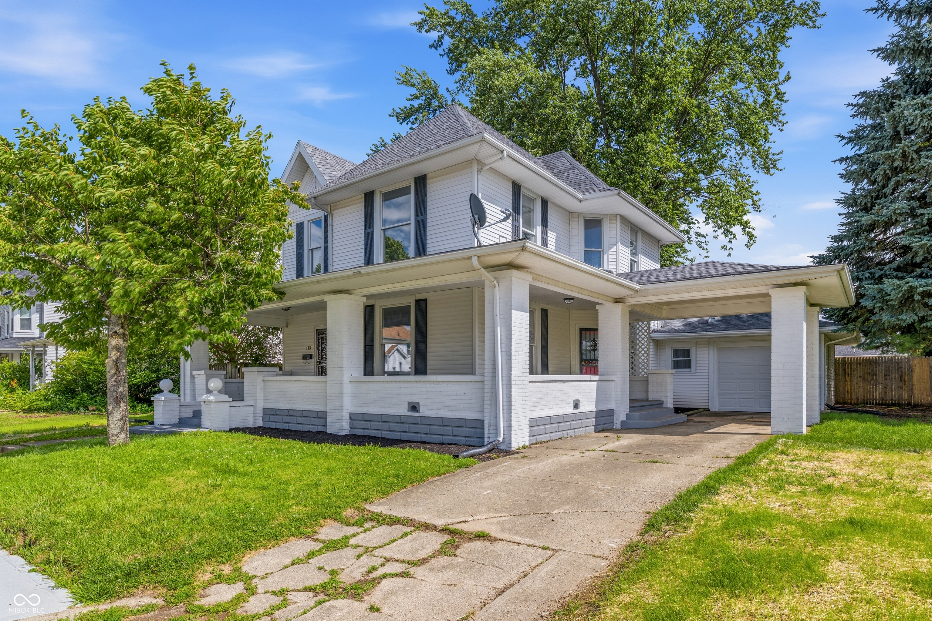 113 E Broadway Street