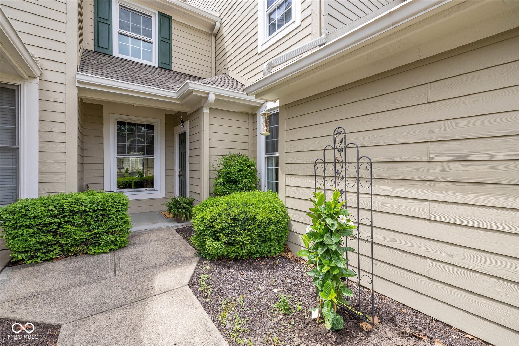 5744 Spruce Knoll Court