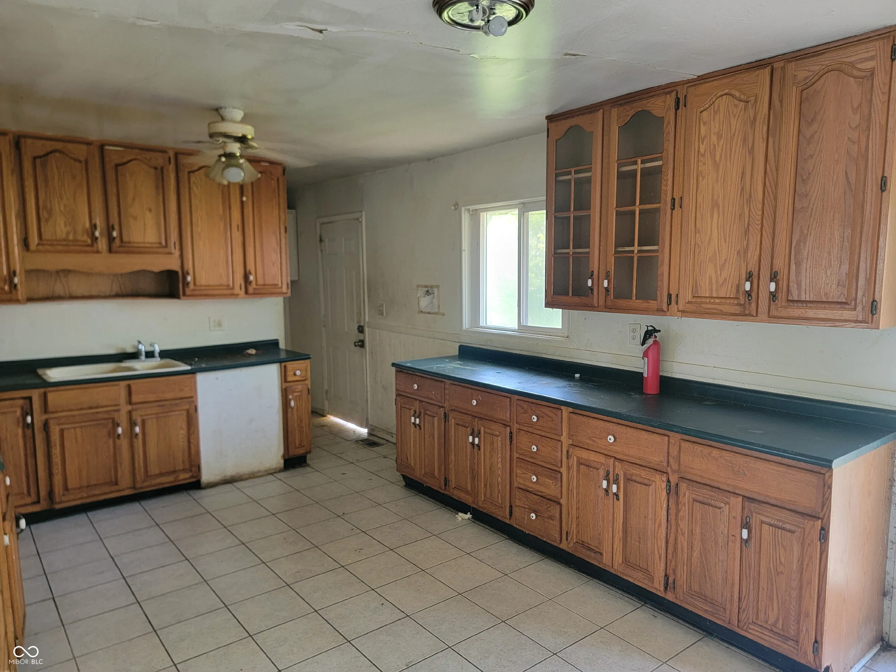 Indianapolis, Indiana 46235, United States, 3 Bedrooms Bedrooms, ,2 BathroomsBathrooms,Residential,Pending,114843