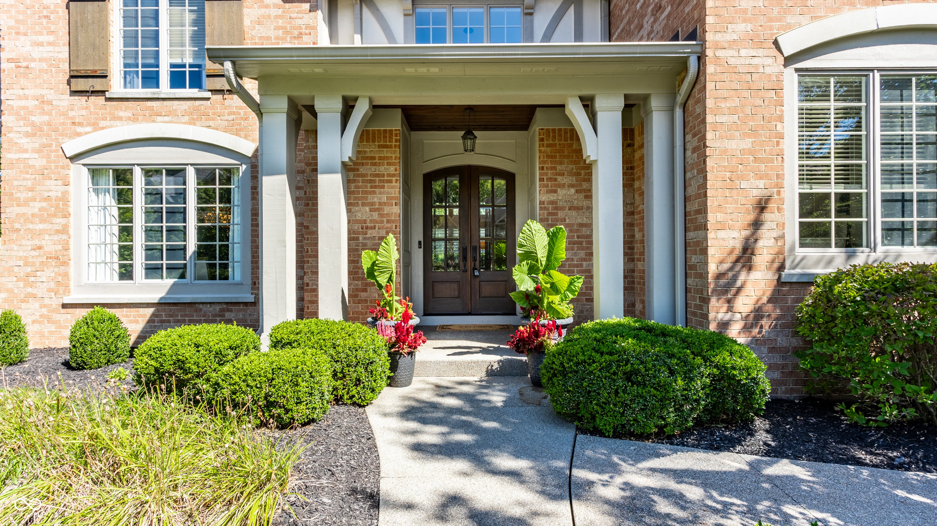3274 Whispering Pines Lane