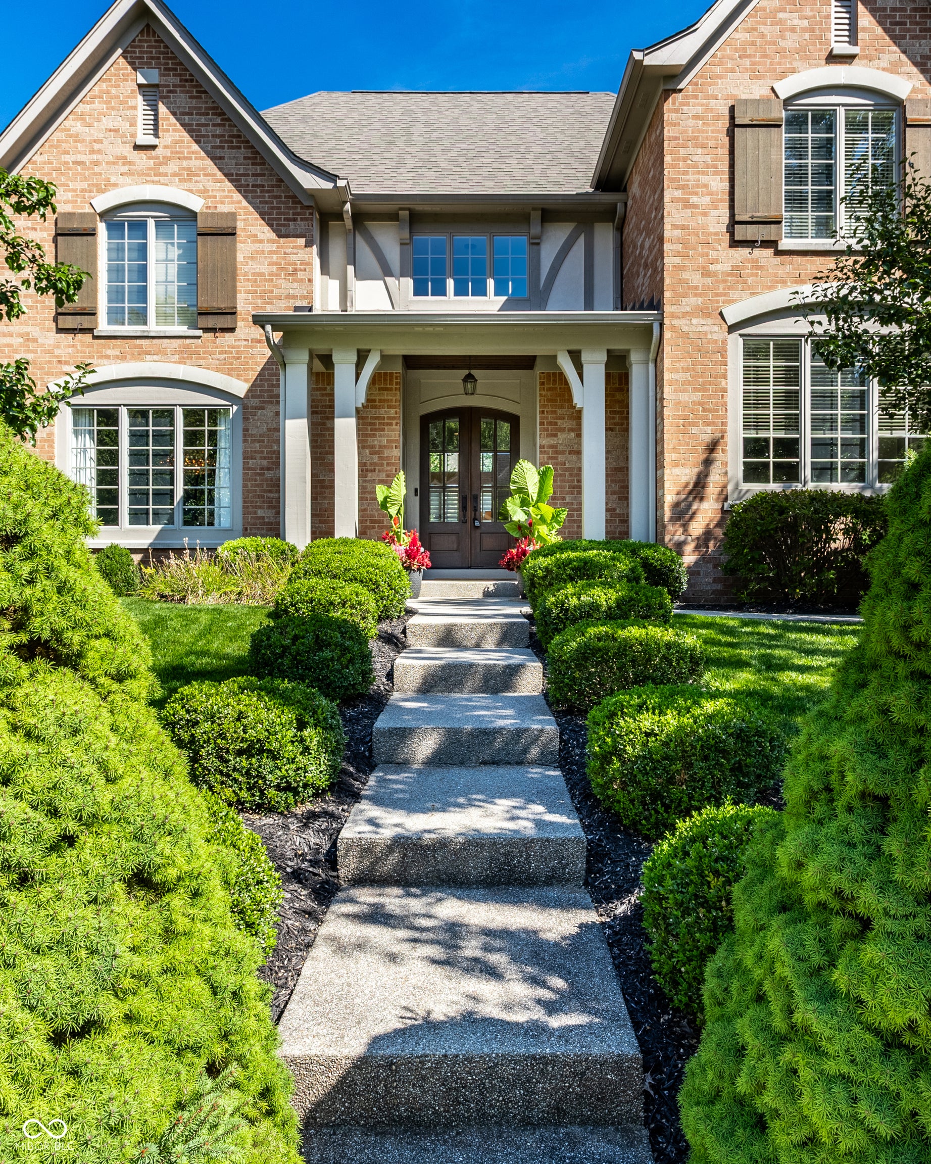 3274 Whispering Pines Lane