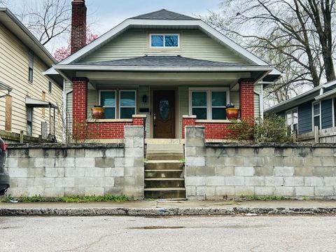 Photo of 426 Eastern Avenue, Indianapolis, IN 46201 (MLS # 22085311)