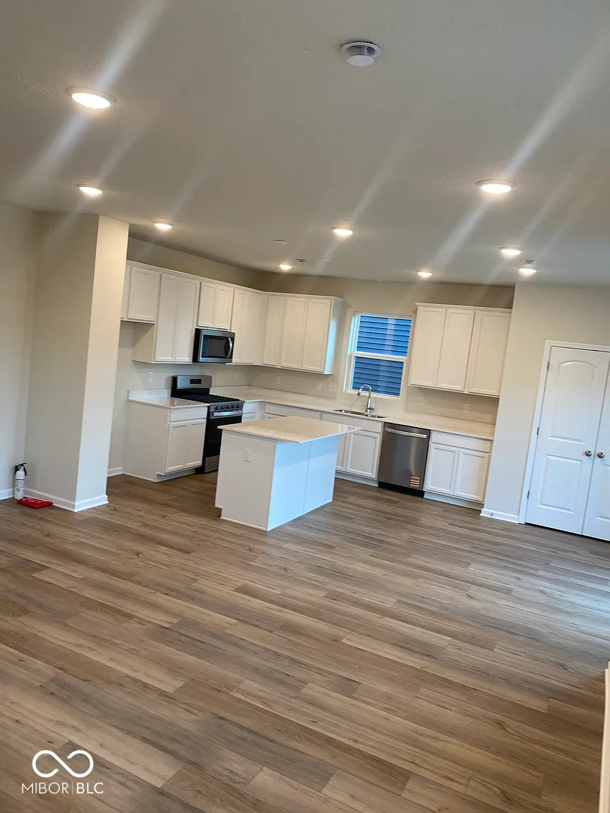 3872 Riverstone Drive