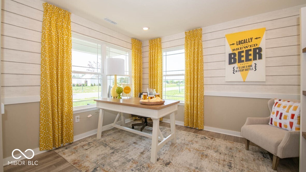 3276 W Vintage Street