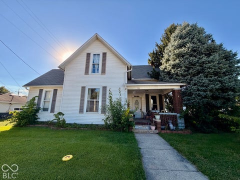 Photo of 106 N Indiana Street, Roachdale, IN 46172 (MLS # 22088208)