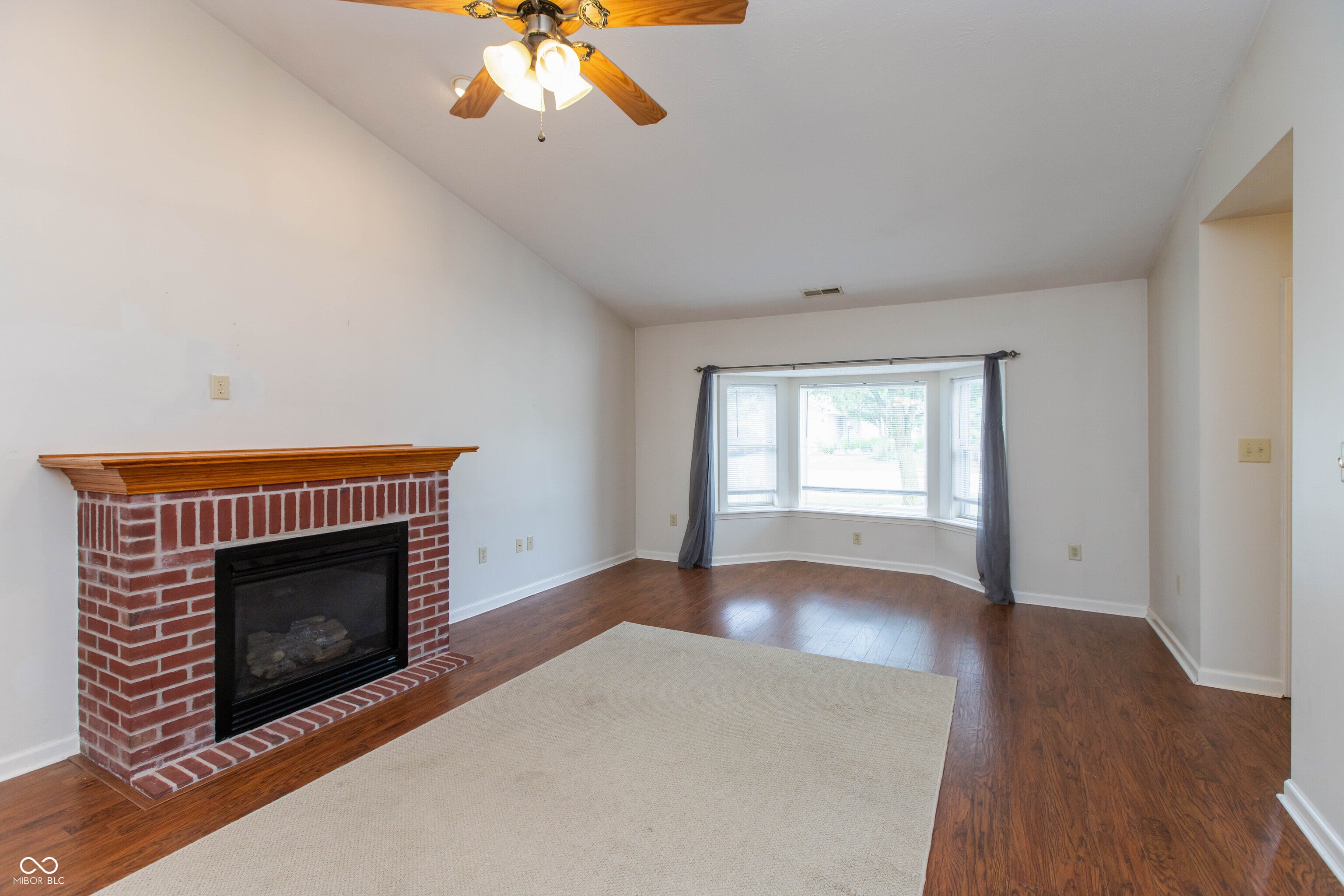 225 Waterford Court