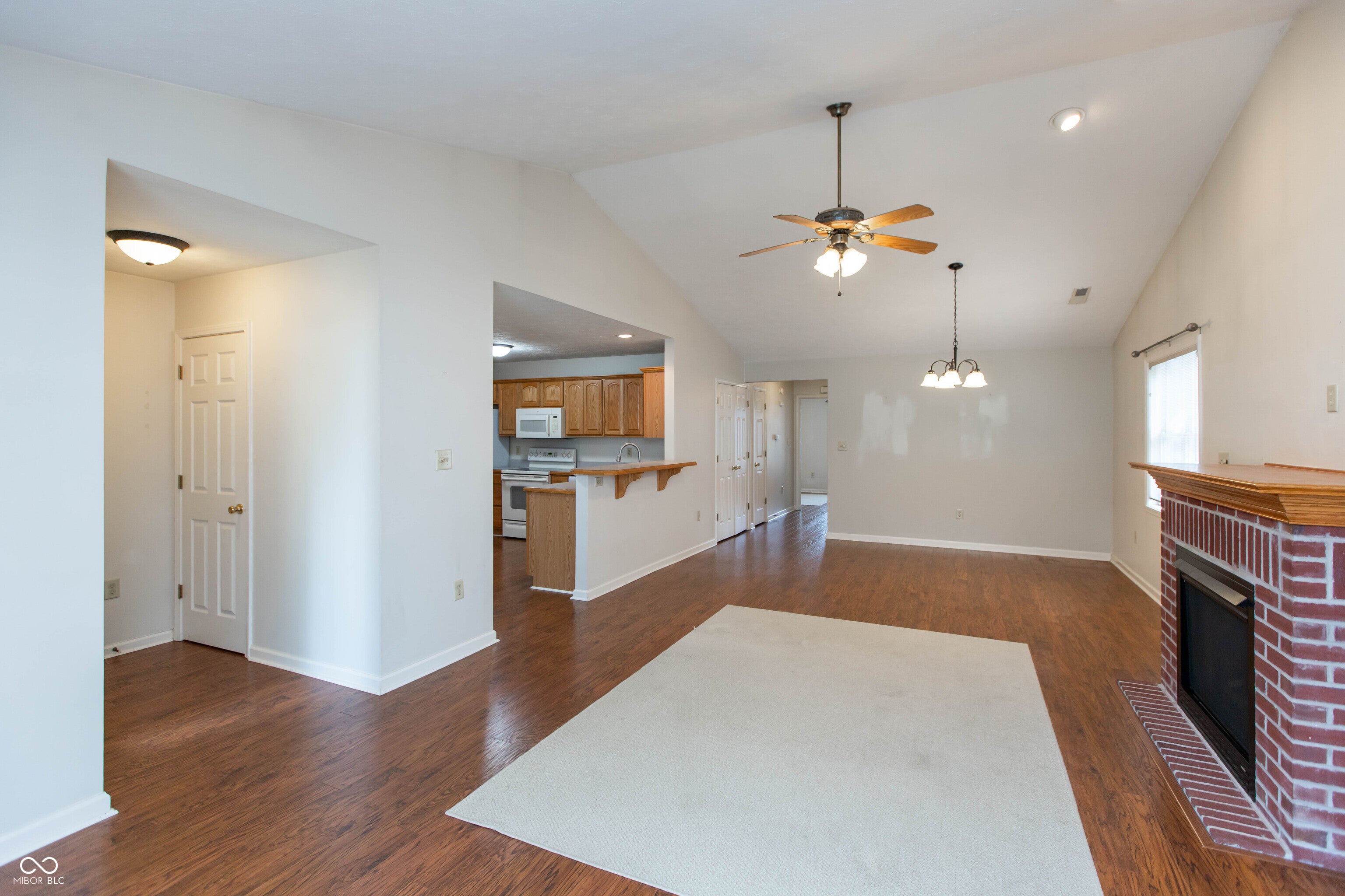 225 Waterford Court