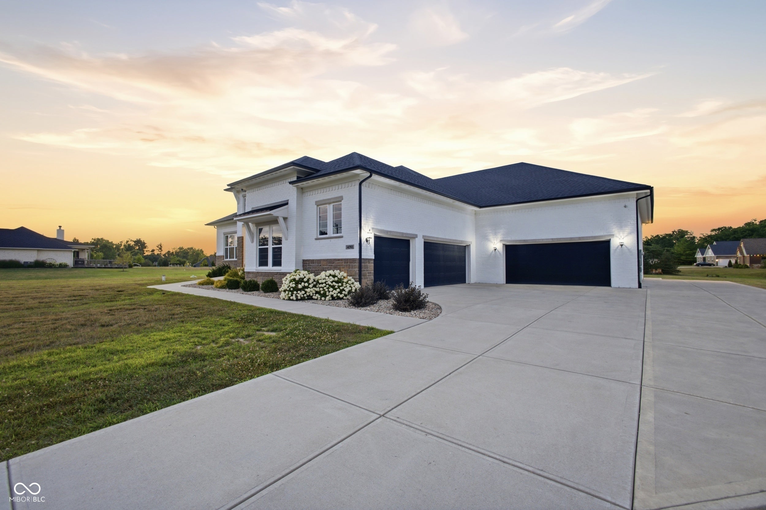 4190 E County Road 100 S