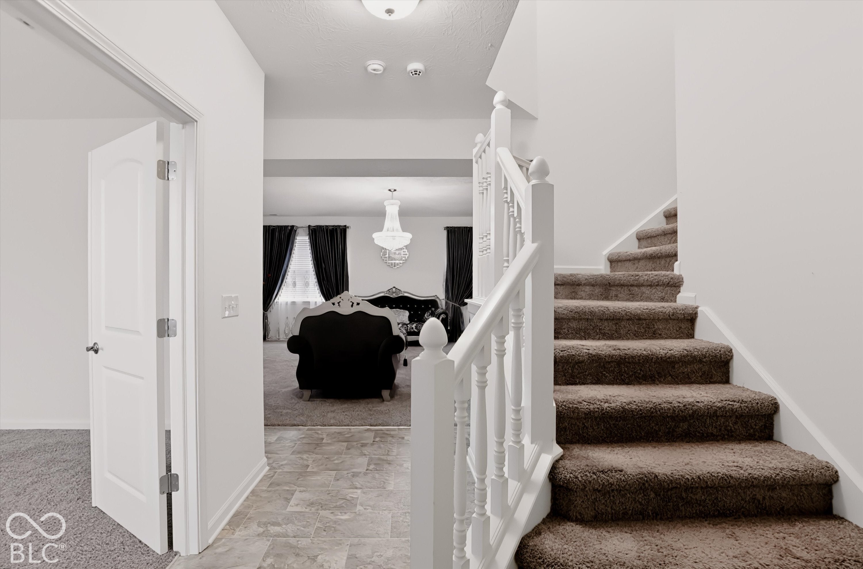 1927 Cobbett Drive
