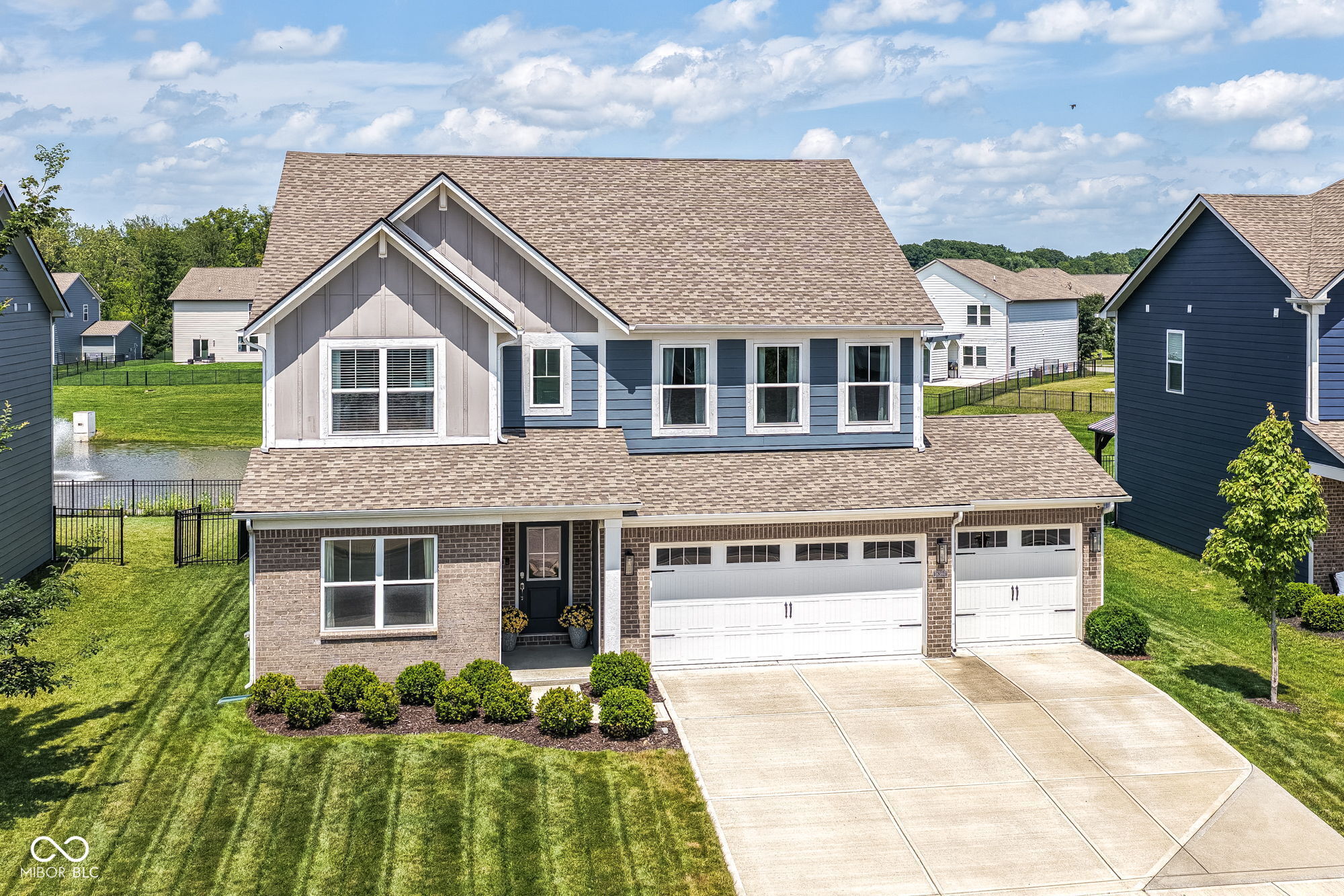 Photo 1 of 43 — 16386 Sedalia Drive, Fishers, IN 46040