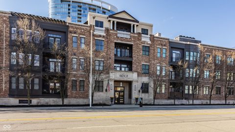 Photo of 355 E Ohio Street #201, Indianapolis, IN 46204 (MLS # 22027206)