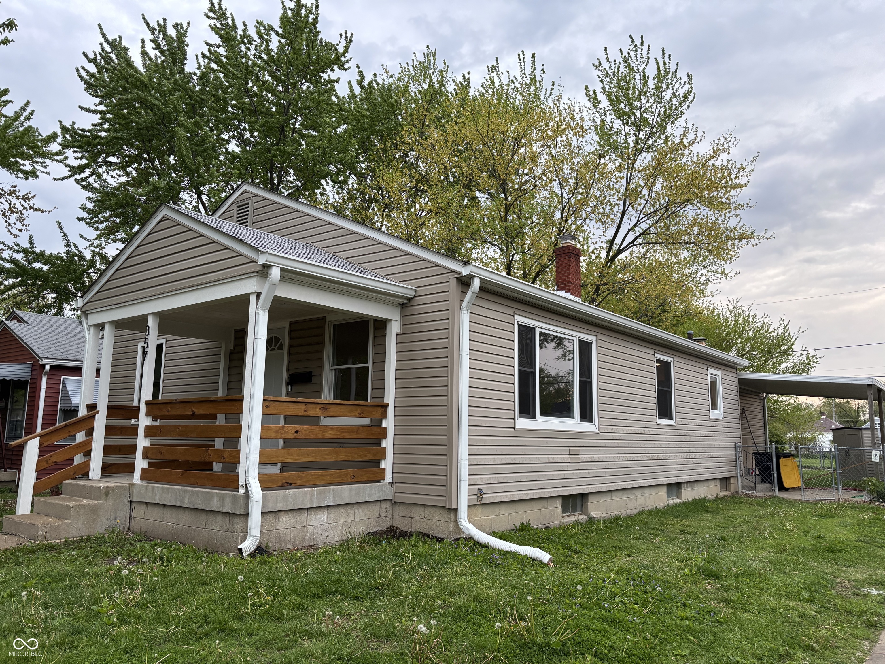 357 N 18th Avenue