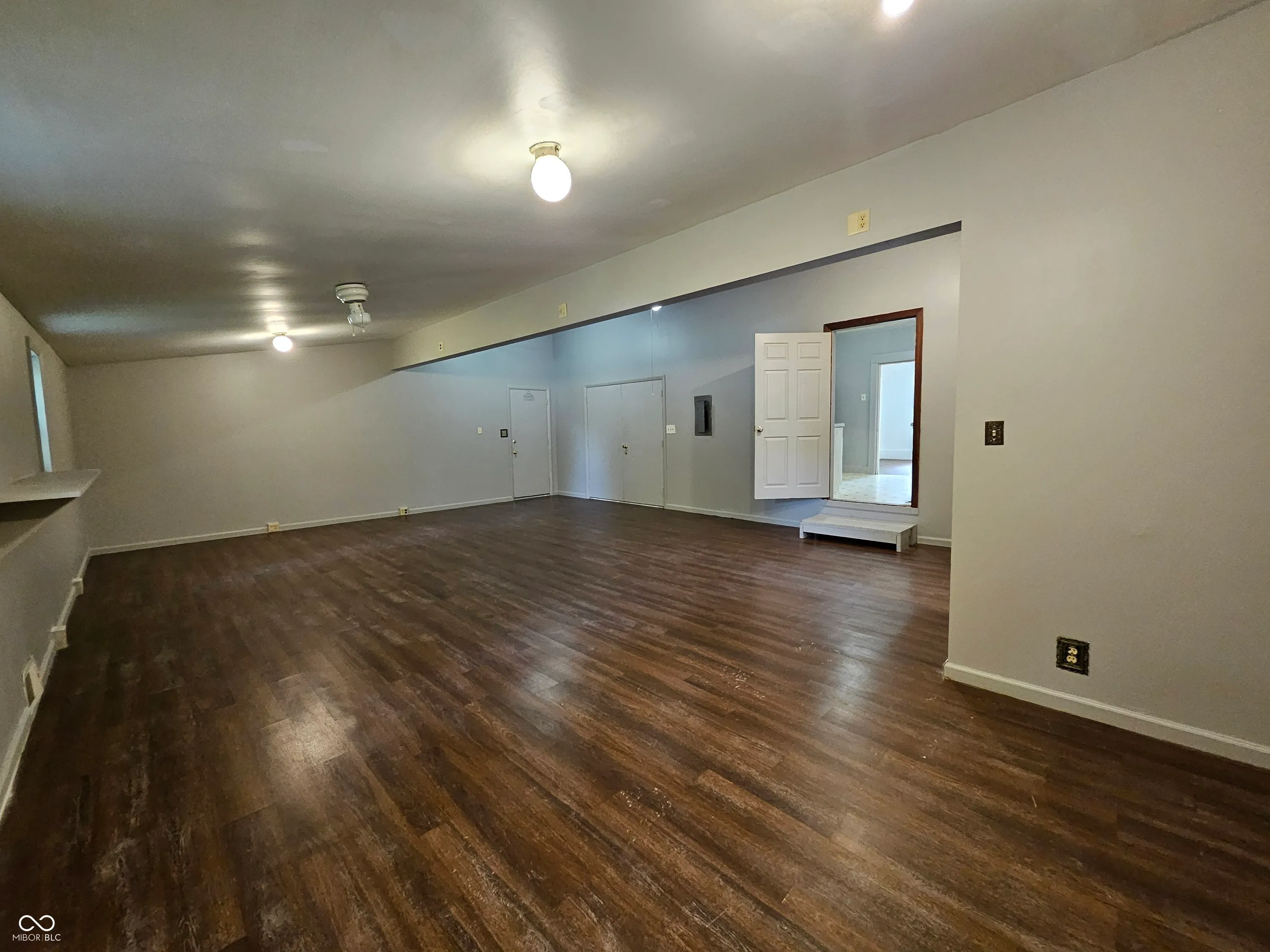 Muncie, Indiana 47302, United States, 2 Bedrooms Bedrooms, ,1 BathroomBathrooms,Residential,Active,205986