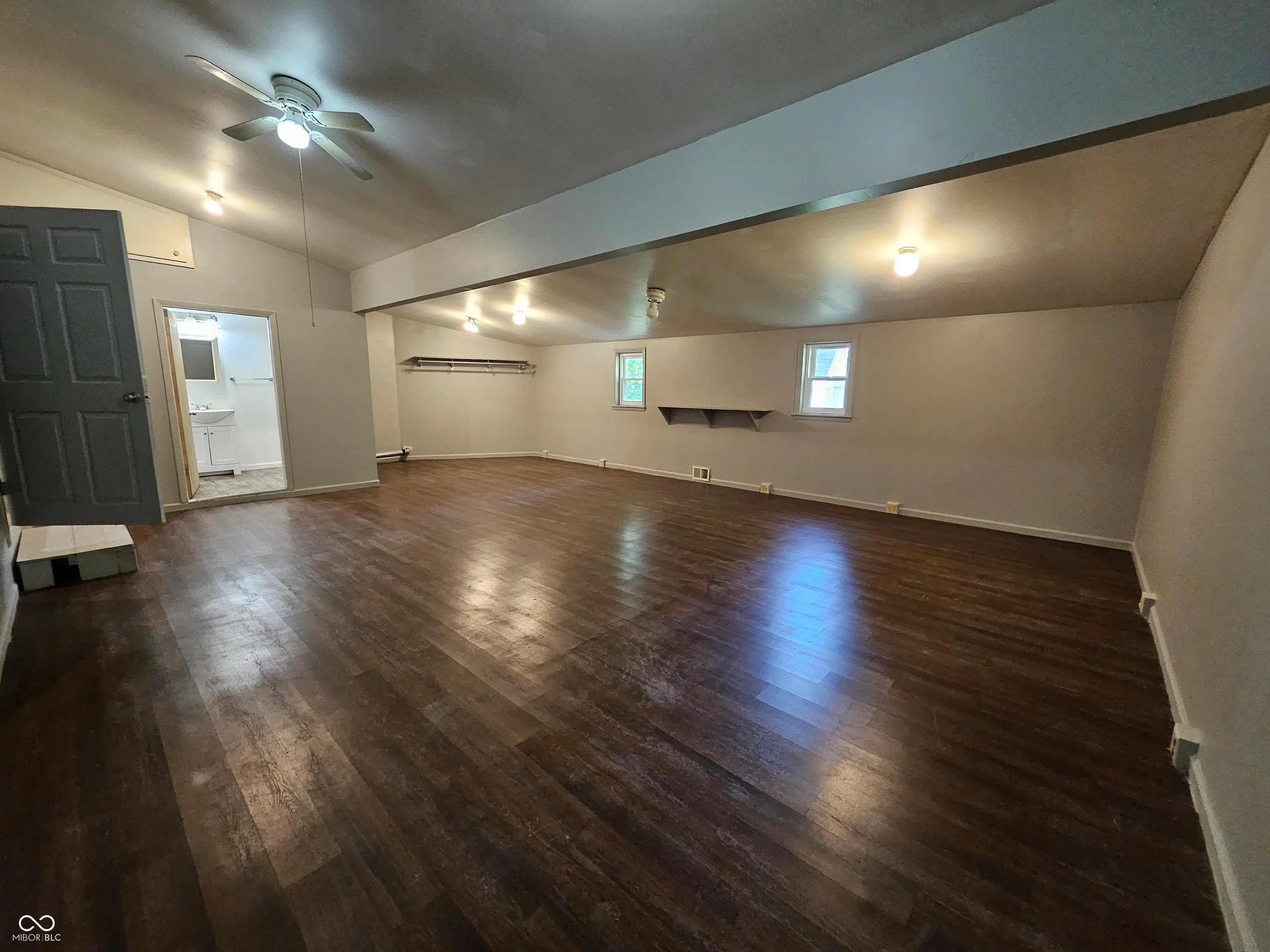 Muncie, Indiana 47302, United States, 2 Bedrooms Bedrooms, ,1 BathroomBathrooms,Residential,Active,205986