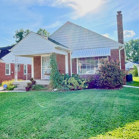 Photo of 1210 N Downey Avenue, Indianapolis, IN 46219 (MLS # 22125886)