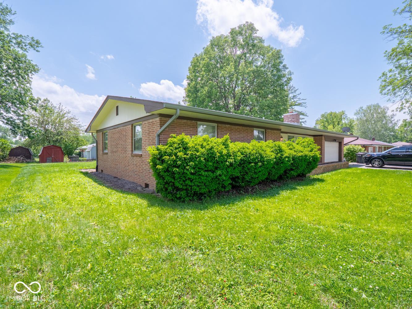 2127 Redfern Drive