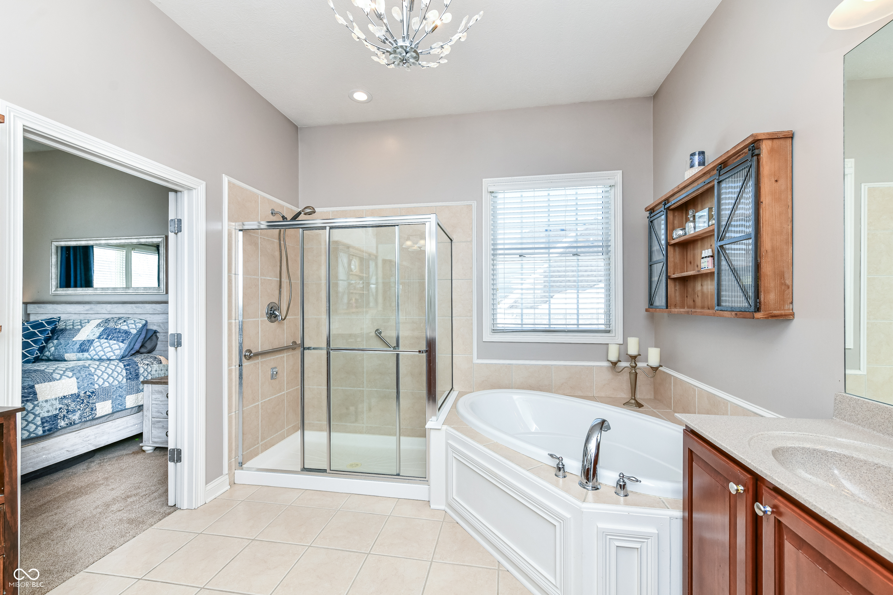 Noblesville, Indiana 46060, United States, 4 Bedrooms Bedrooms, ,4 BathroomsBathrooms,Residential,Pending,16645