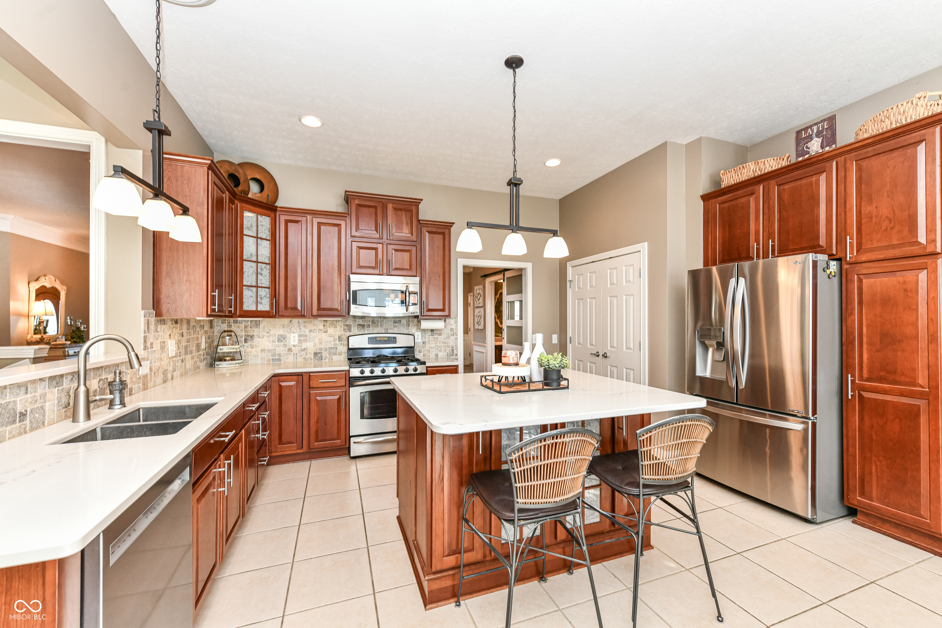 Noblesville, Indiana 46060, United States, 4 Bedrooms Bedrooms, ,4 BathroomsBathrooms,Residential,Pending,16645