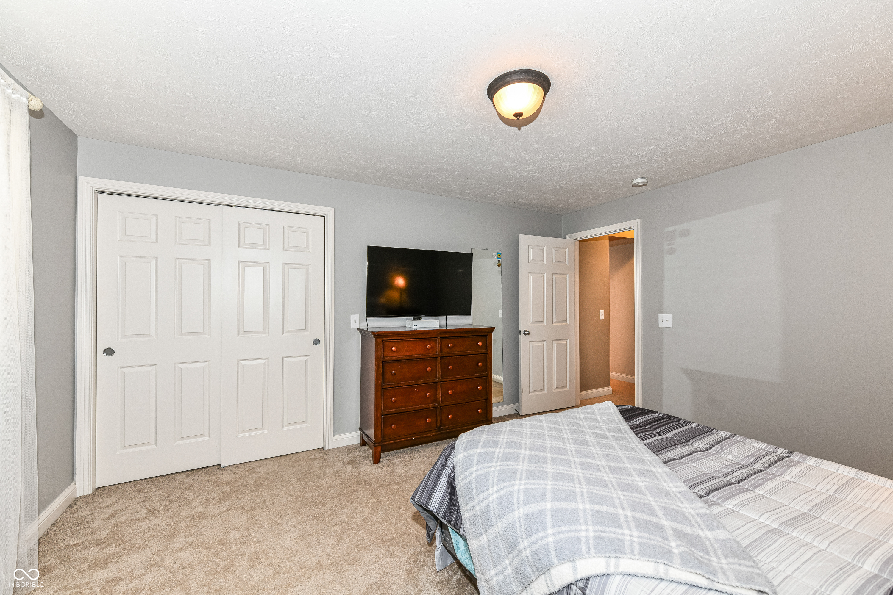 Noblesville, Indiana 46060, United States, 4 Bedrooms Bedrooms, ,4 BathroomsBathrooms,Residential,Pending,16645