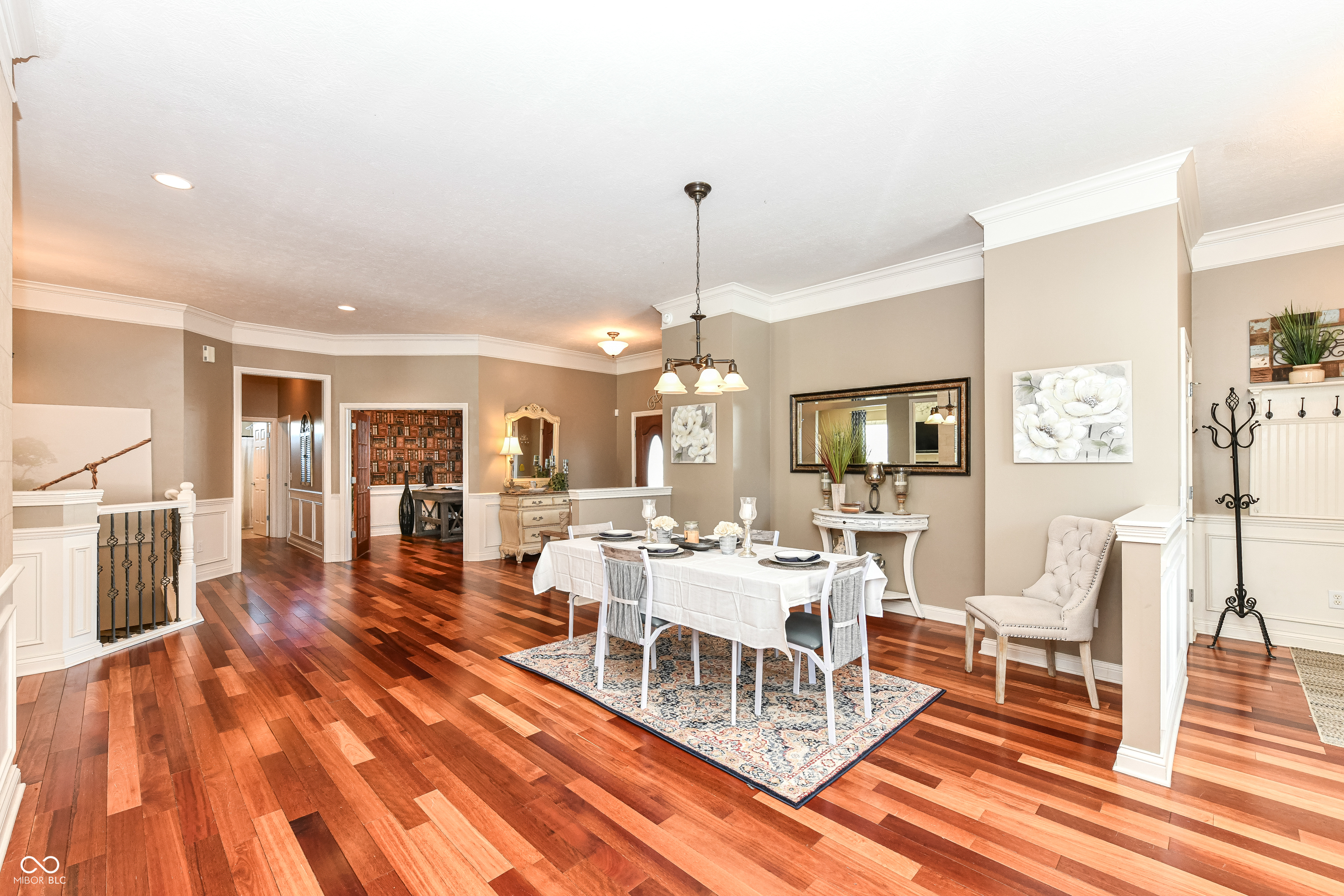 Noblesville, Indiana 46060, United States, 4 Bedrooms Bedrooms, ,4 BathroomsBathrooms,Residential,Pending,16645