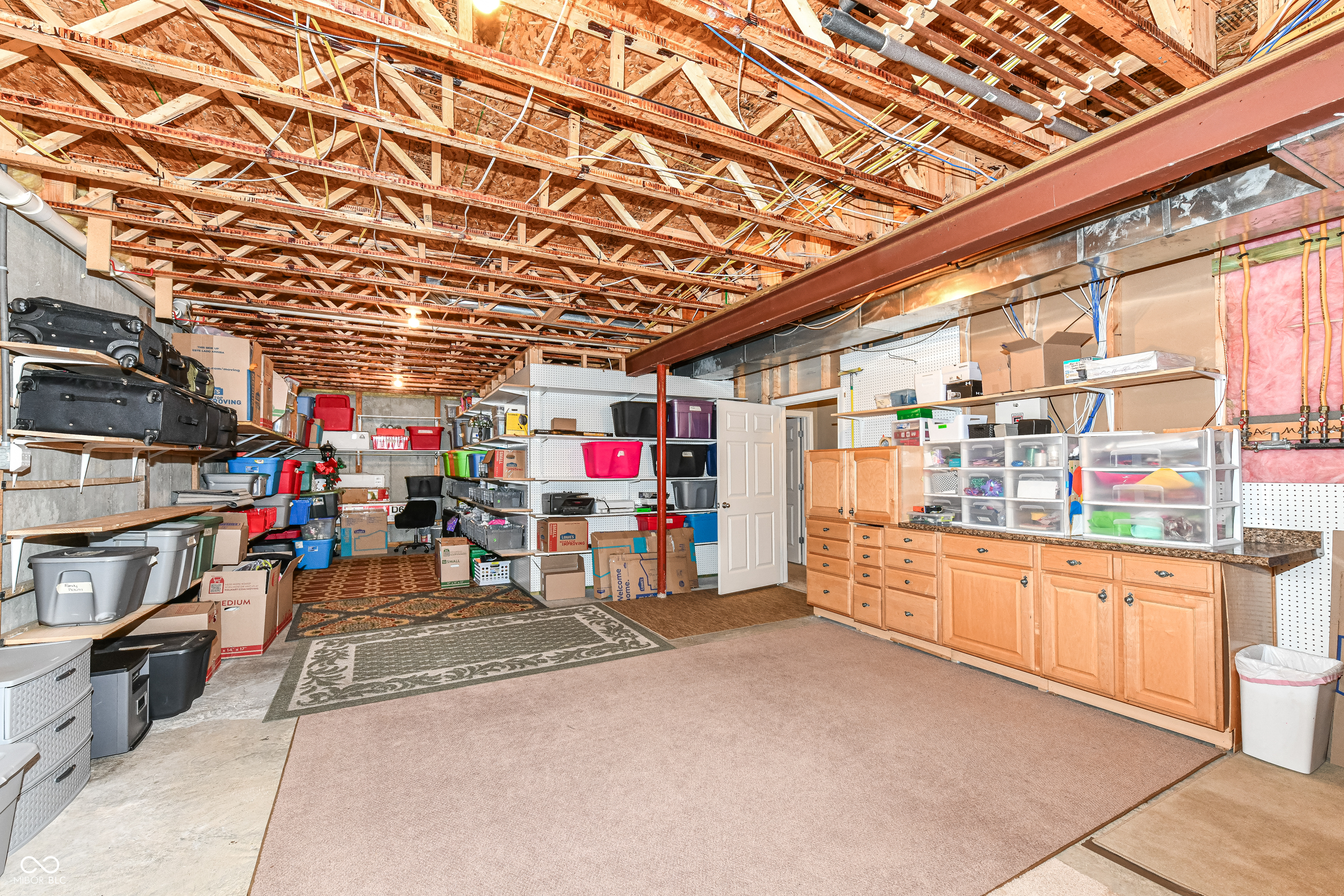 Noblesville, Indiana 46060, United States, 4 Bedrooms Bedrooms, ,4 BathroomsBathrooms,Residential,Pending,16645