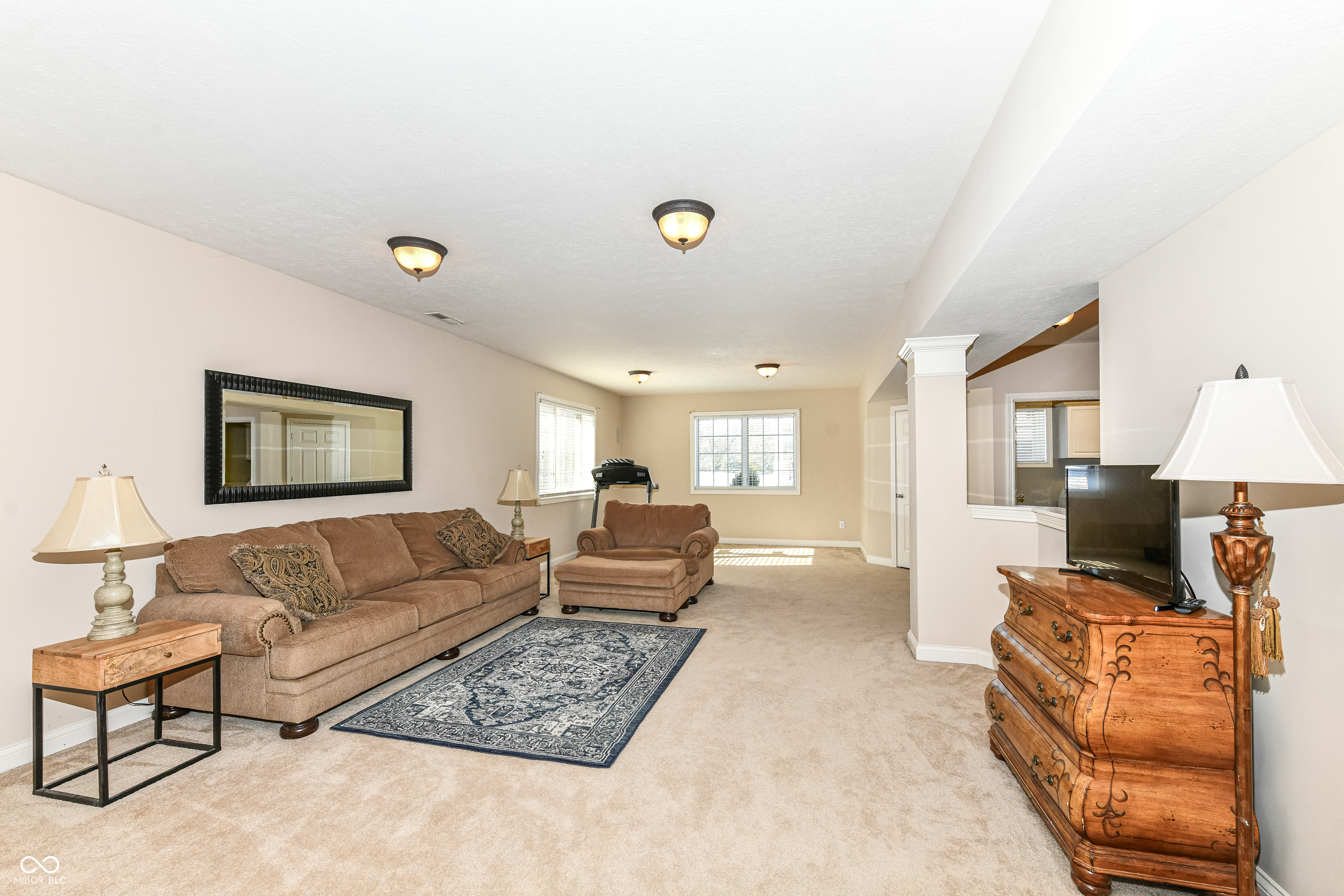 Noblesville, Indiana 46060, United States, 4 Bedrooms Bedrooms, ,4 BathroomsBathrooms,Residential,Pending,16645