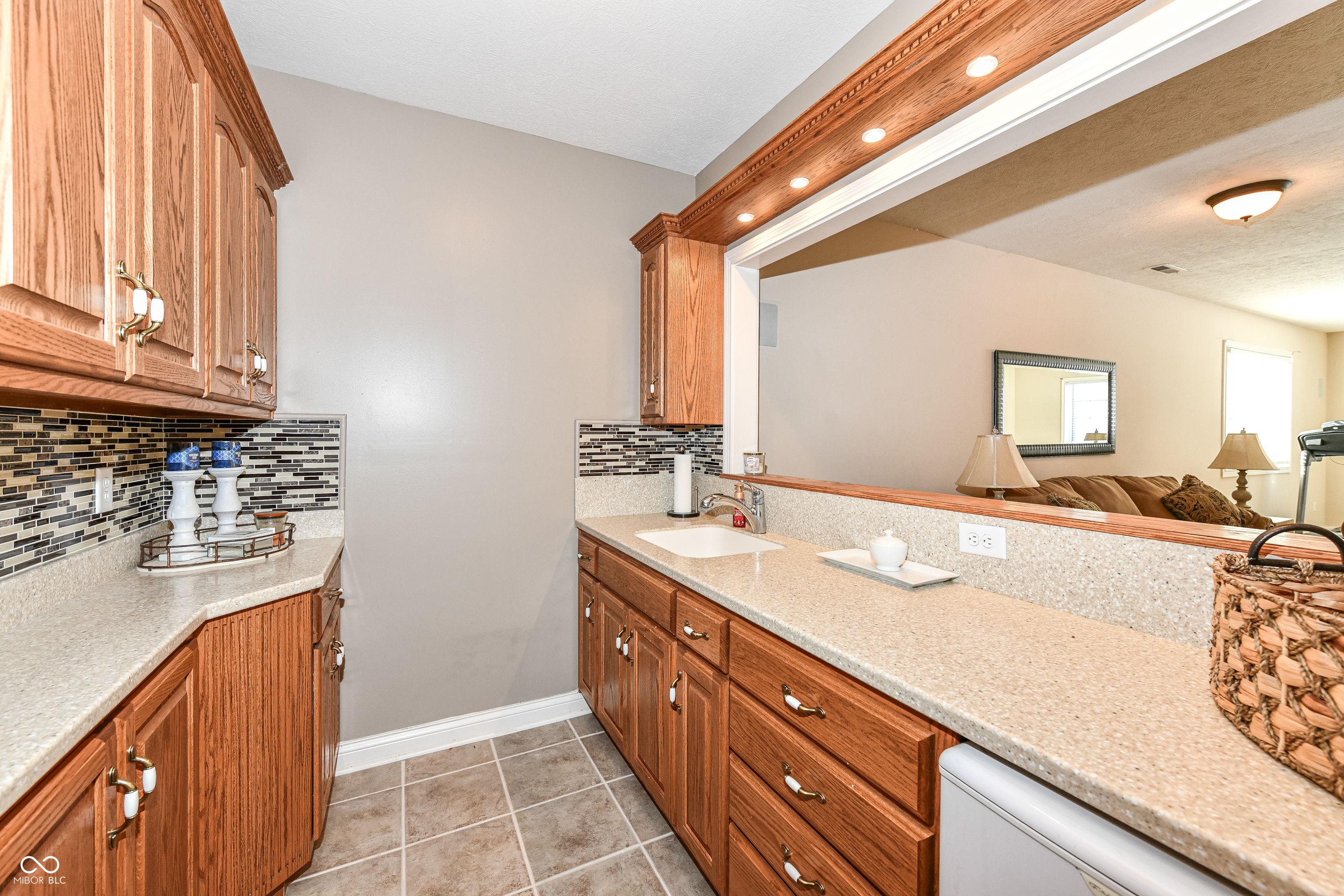 Noblesville, Indiana 46060, United States, 4 Bedrooms Bedrooms, ,4 BathroomsBathrooms,Residential,Pending,16645