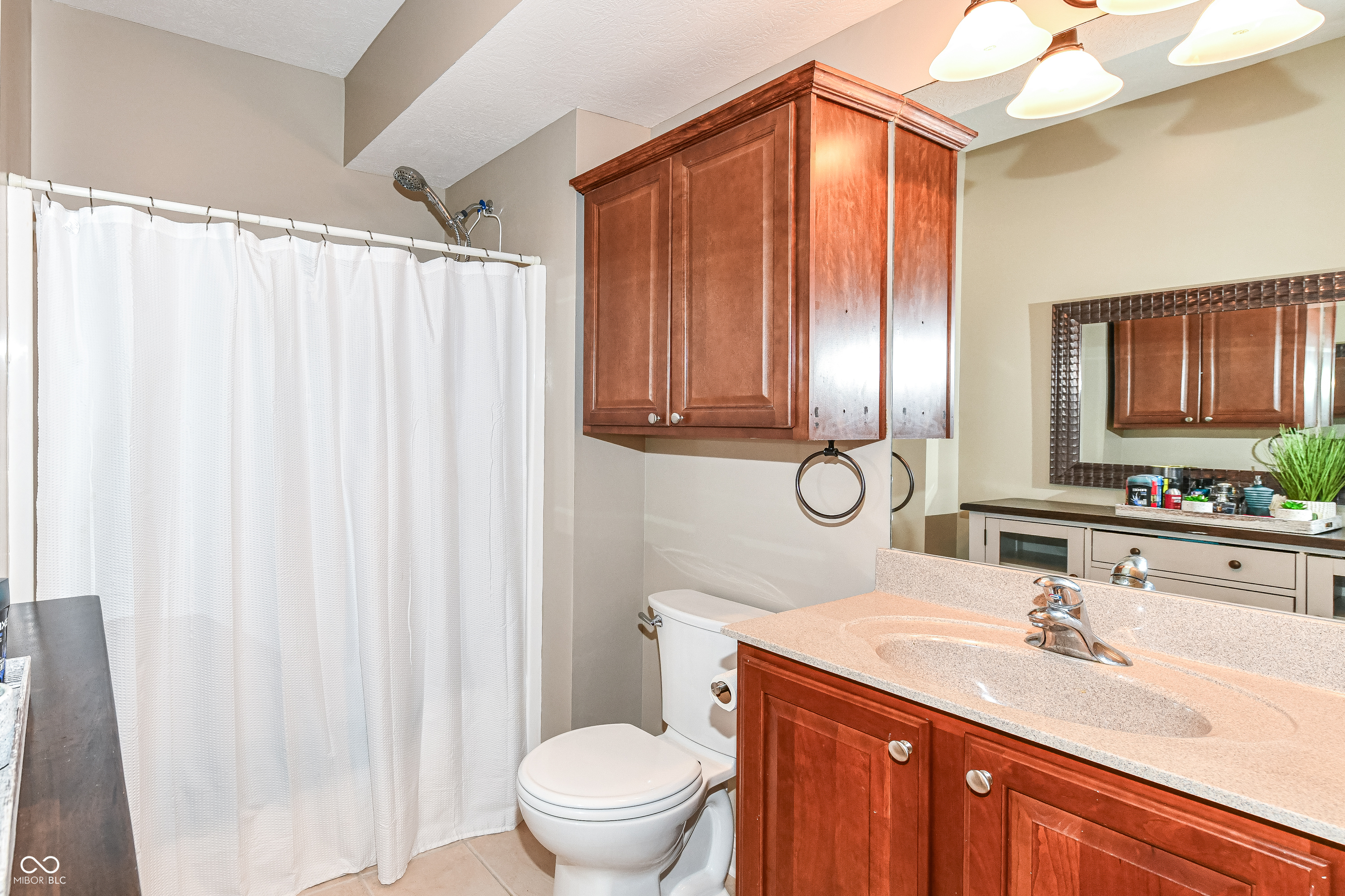 Noblesville, Indiana 46060, United States, 4 Bedrooms Bedrooms, ,4 BathroomsBathrooms,Residential,Pending,16645