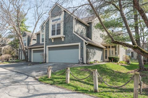 Photo of 4681 Stansbury Lane, Indianapolis, IN 46254 (MLS # 22092137)