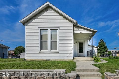 Photo of 230 1st Avenue SE, Carmel, IN 46032 (MLS # 22060255)