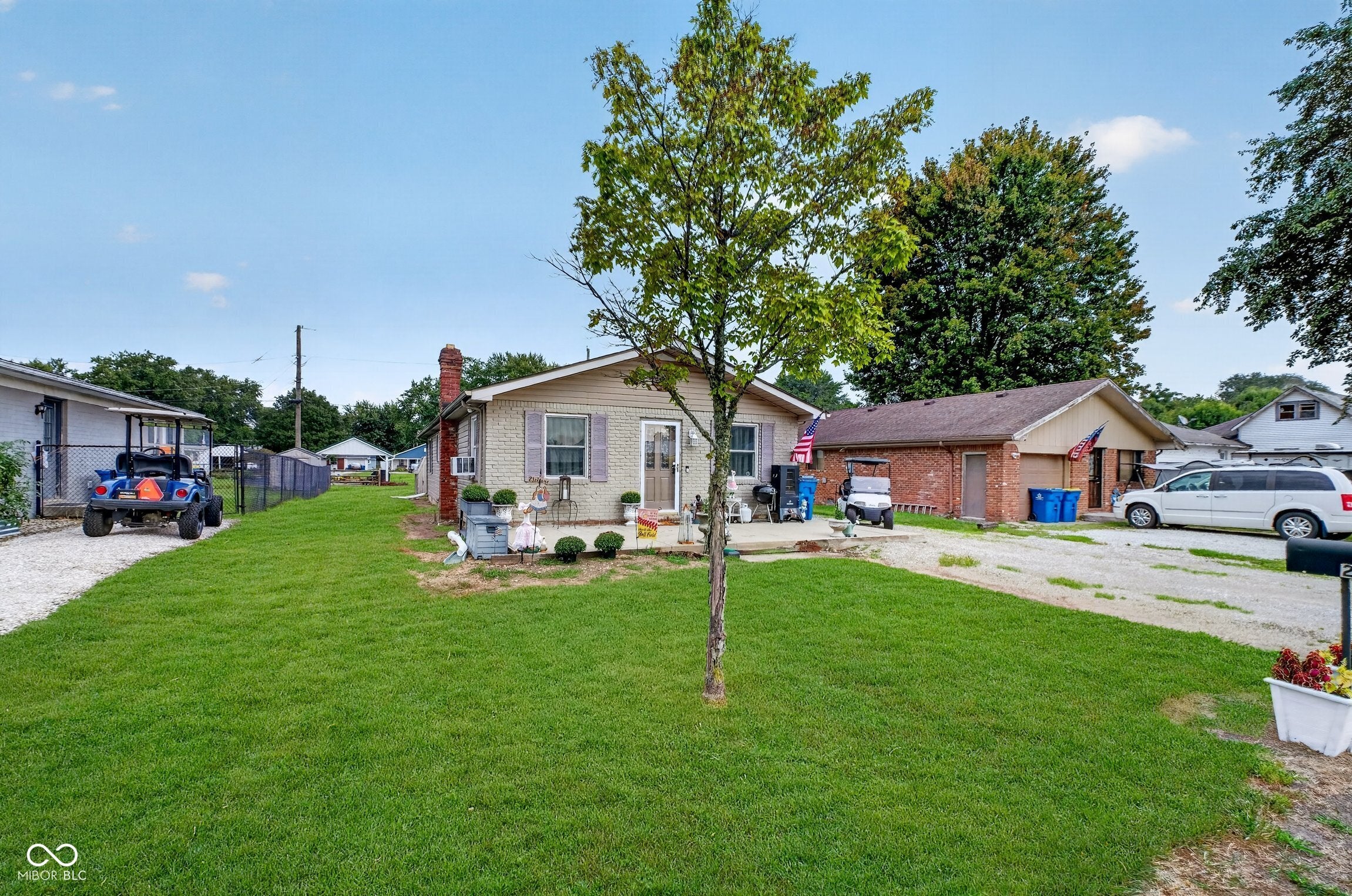 204 E Franklin Avenue E