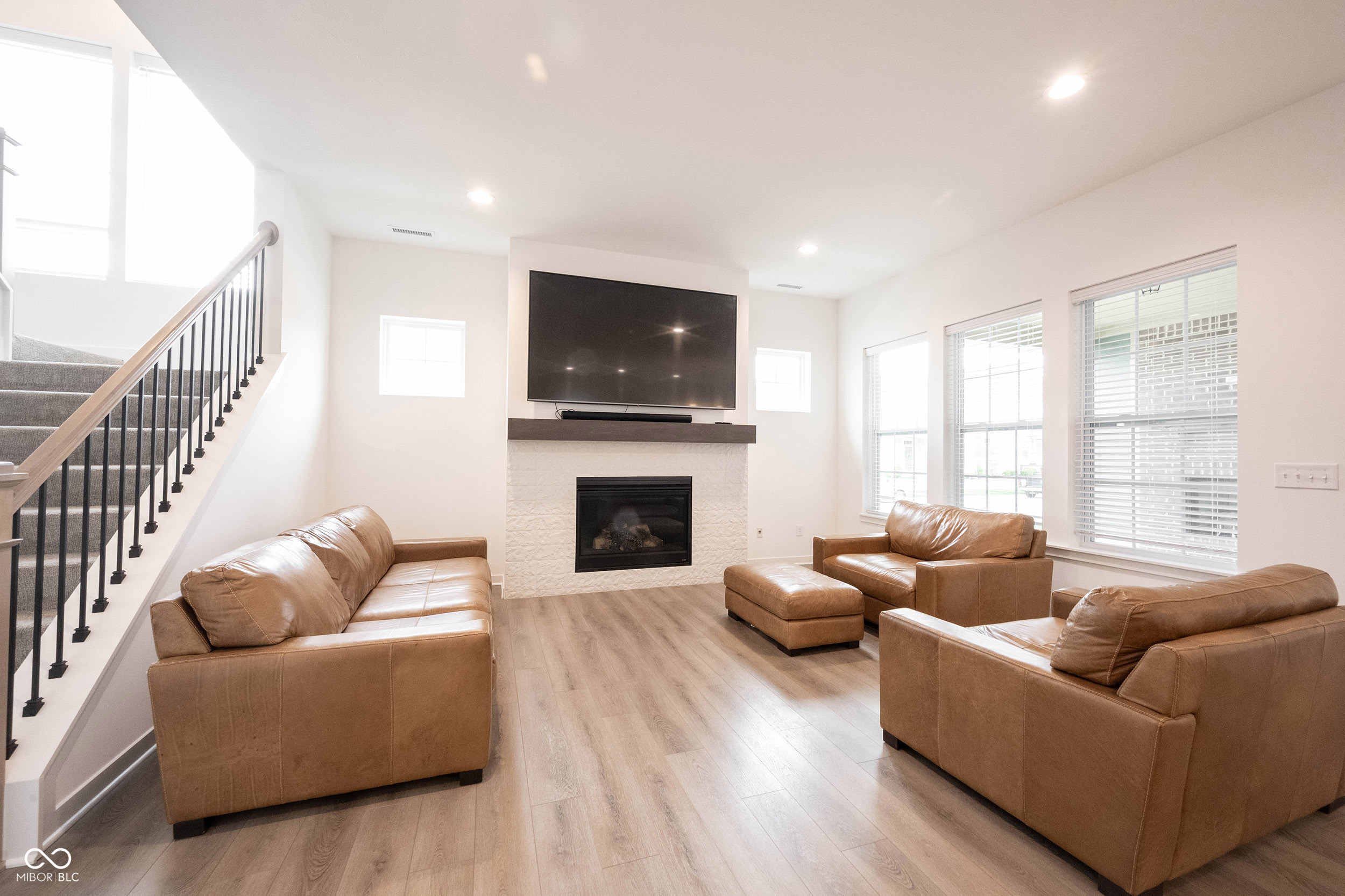 15109 Larchwood Drive