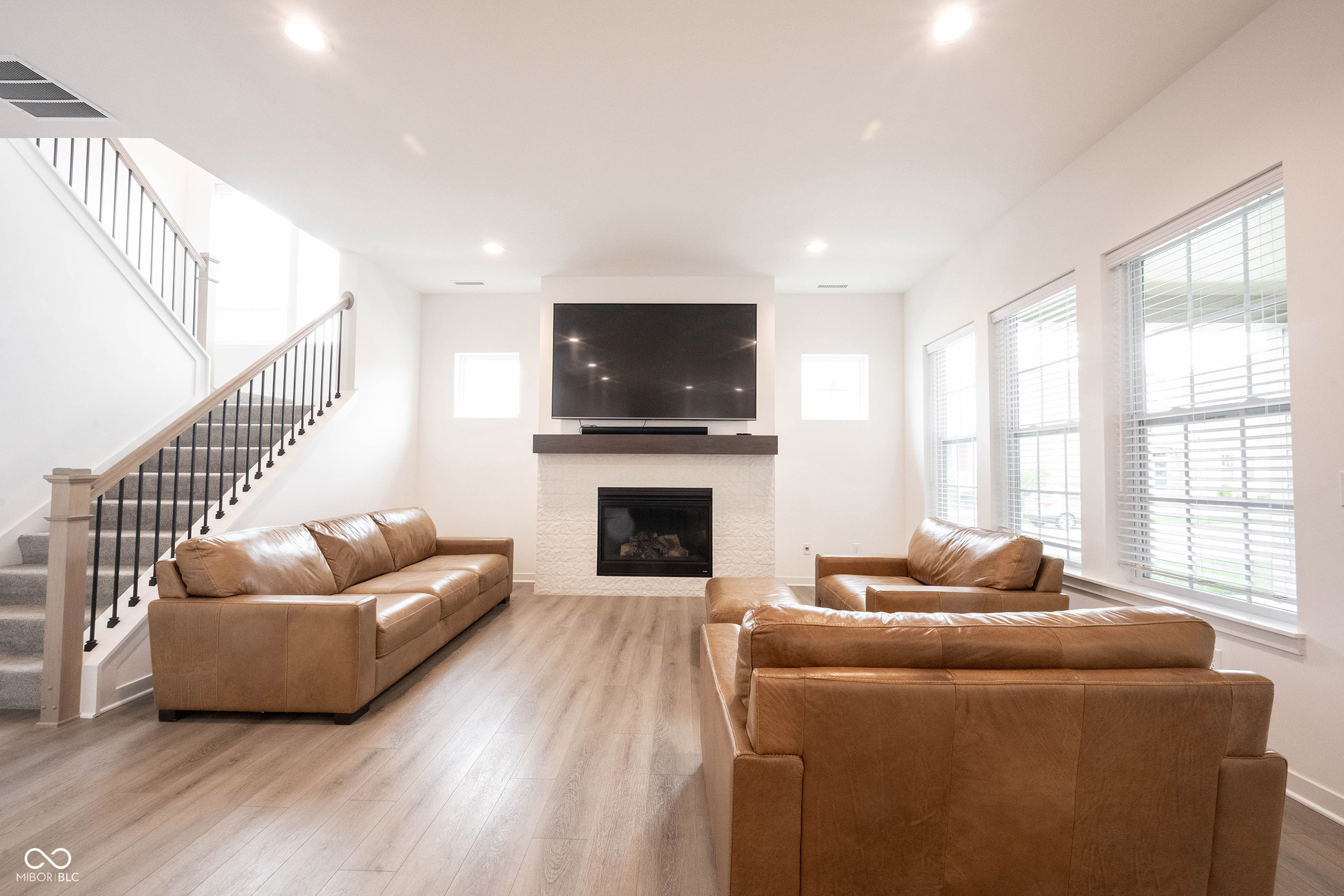 15109 Larchwood Drive