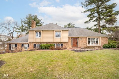 Photo of 9439 N Kenwood Avenue, Indianapolis, IN 46260 (MLS # 22083388)